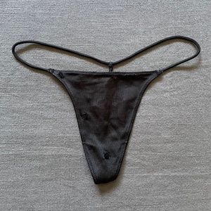 Victoria’s Secret V-String